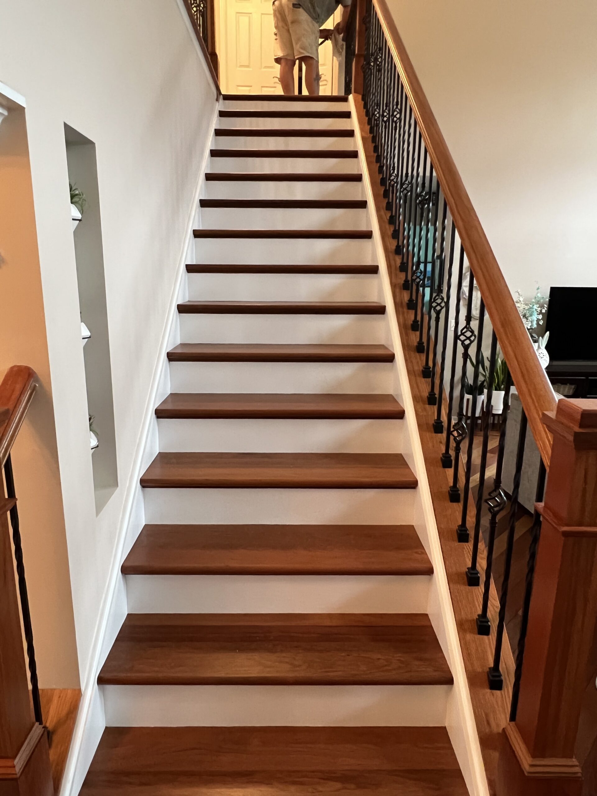 Wood Staining & Refinishing